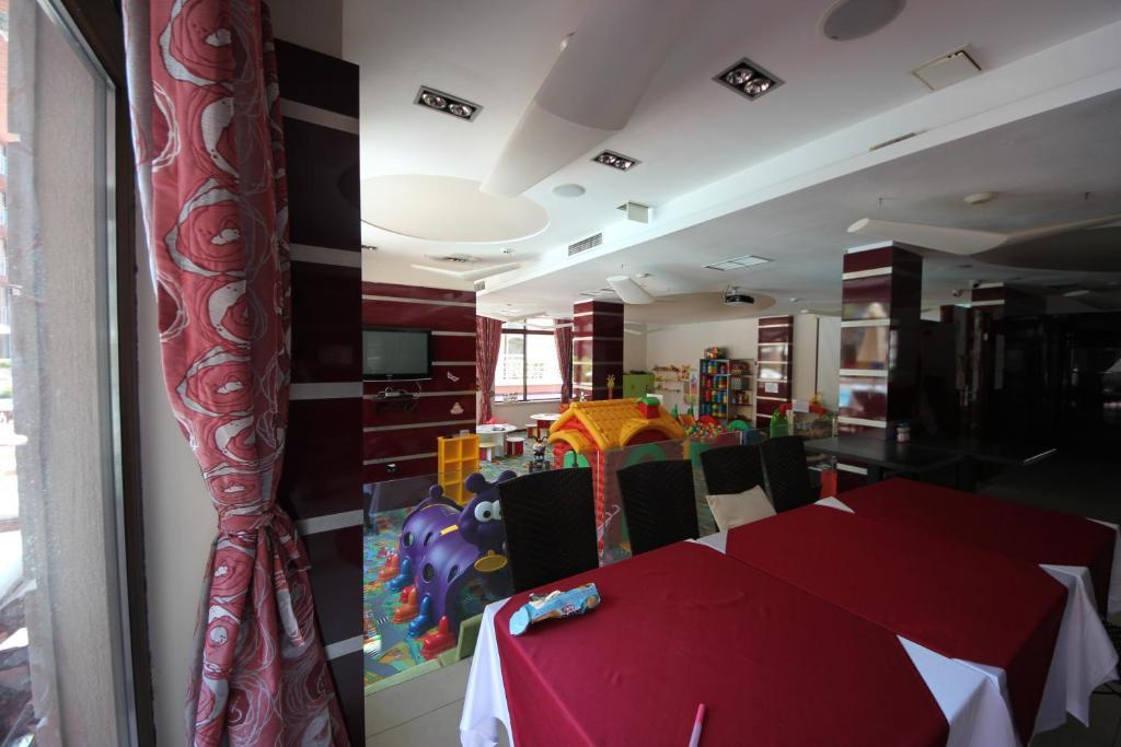 Menada Tarsis Apartments Napospart Kültér fotó